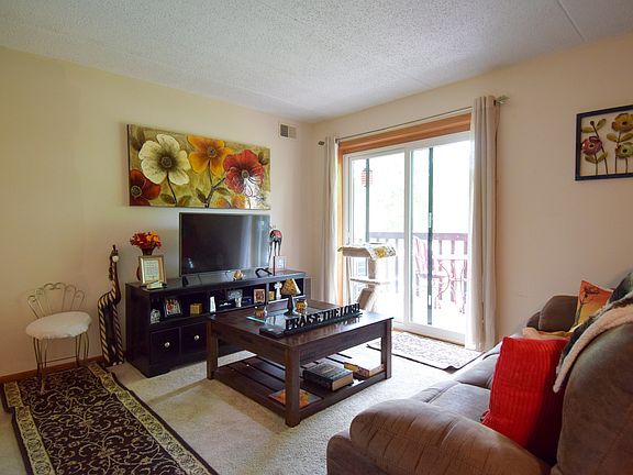 2nd image of 1500 N Rock Run Dr APT 2B