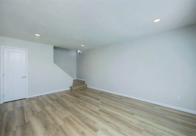 948 S Alma School Rd #83 — Photo 8