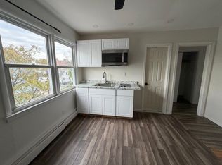 13 E 17th St #1, Bayonne, NJ 07002