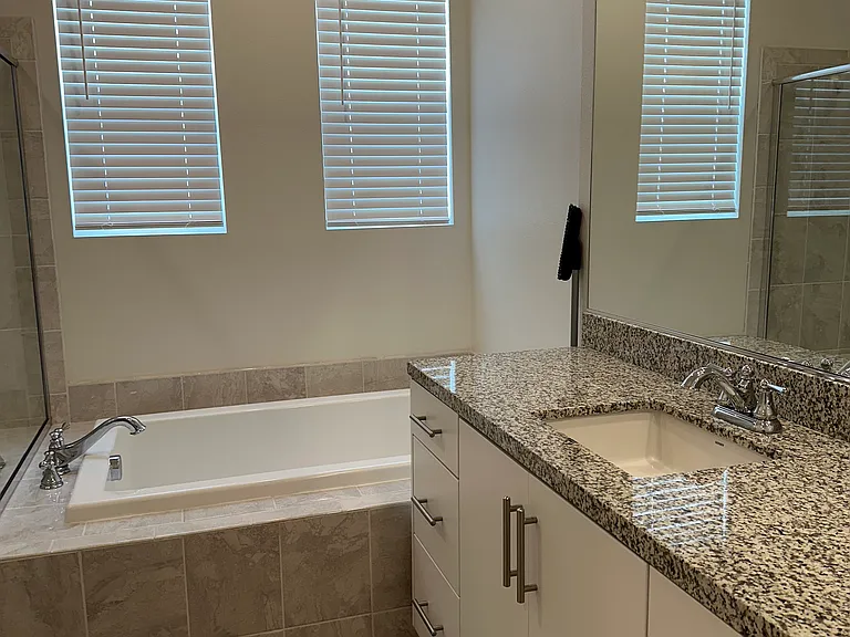 5340 Calle Rockfish #25 — Photo 32