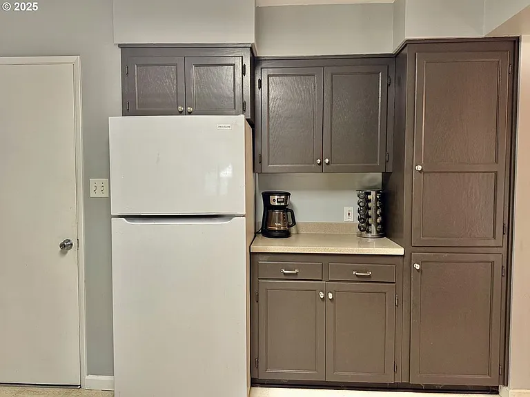 25371 Perkins Rd — Photo 15