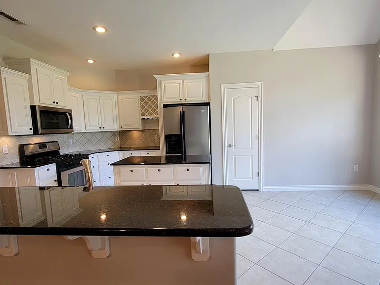 Bright Kitchen w/ Large Picture Window