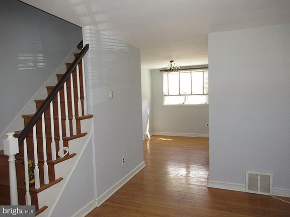 4th image of 654 Beech Ave