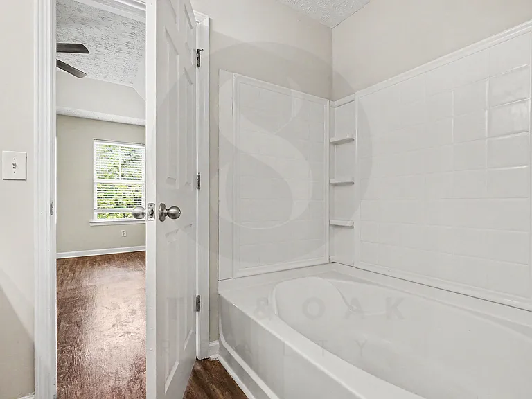 4561 Parkway Cir — Photo 21