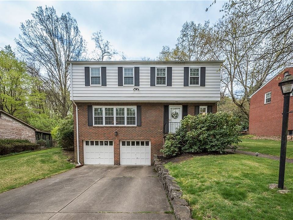 1st image of 165 Thornberry Dr