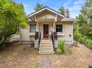 802 Cottage St NE, Salem, OR 97301