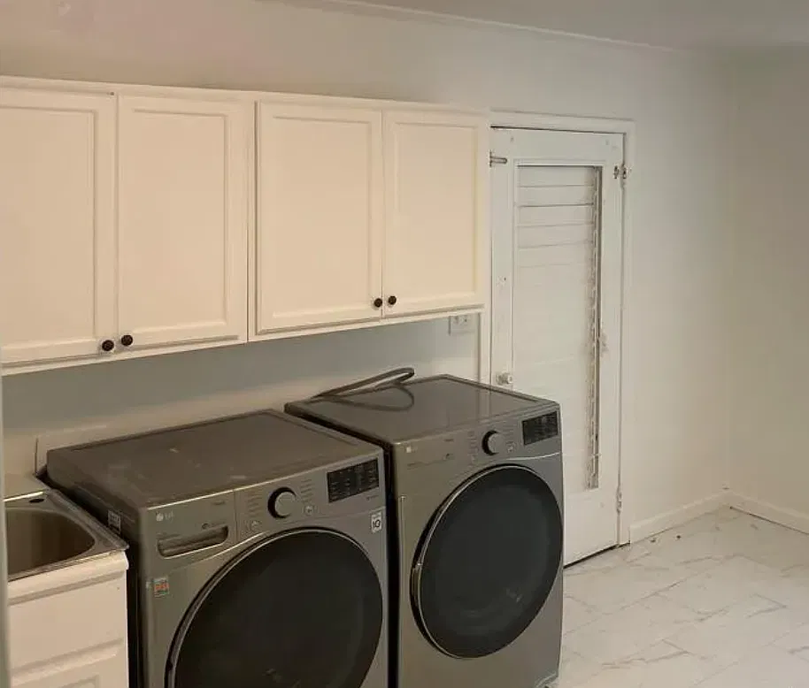 5 bed, 2515 sqft, $3,300 — Photo 3
