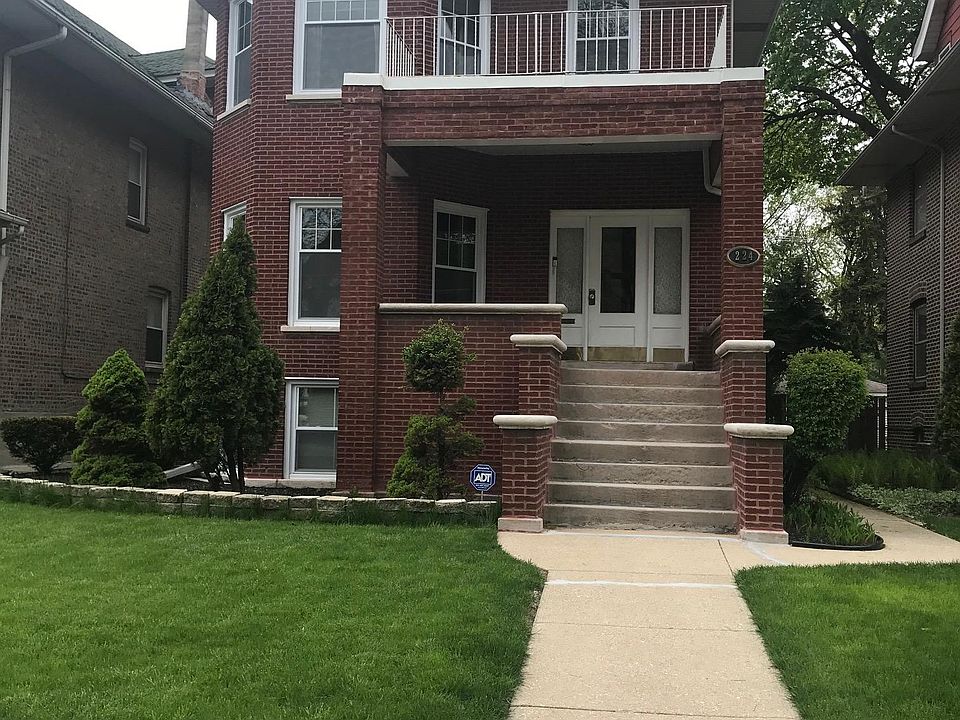 1st image of 224 N Austin Blvd #2