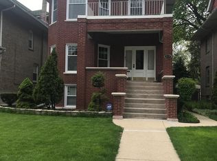 224 N Austin Blvd #2, Oak Park, IL 60302
