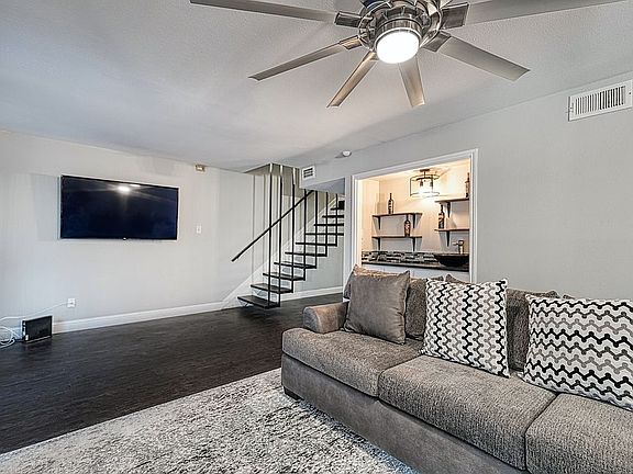 4th image of 9009 N Plaza Dr #141