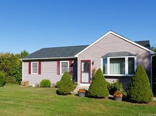 20 Marie St, Plainfield, CT 06374