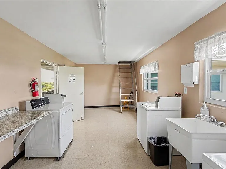 1235 S Highland Ave #5-703 — Photo 21