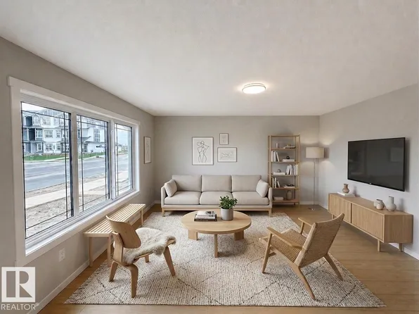 17664 69a St SW, Edmonton, AB T6X 0S5