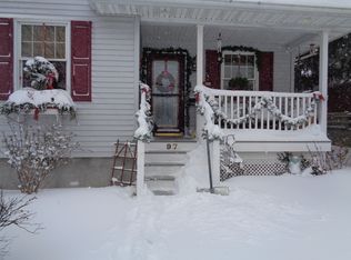 97 Nassau Ave, Islip, NY 11751