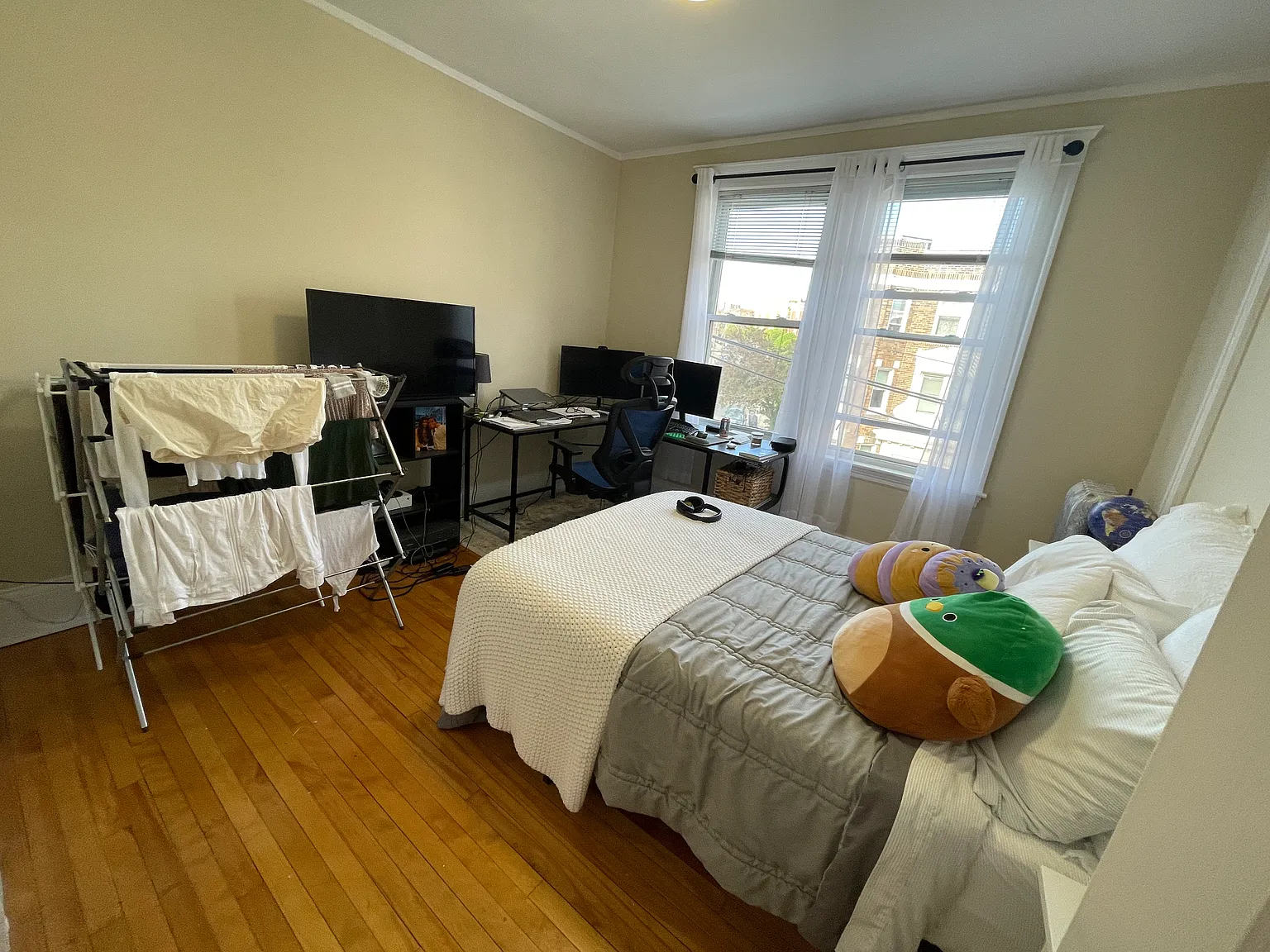 7-12 Colborne units — Photo 4