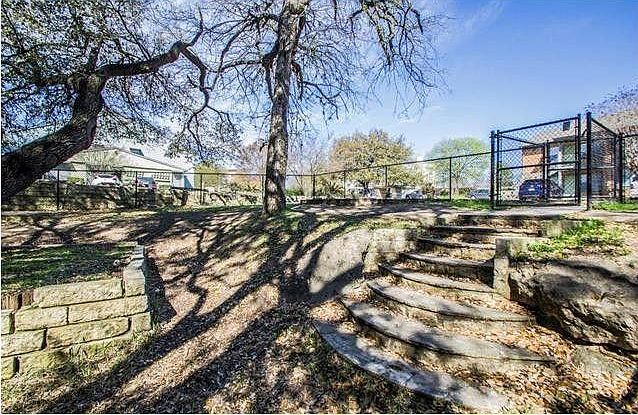 Lots of outdoor spaces