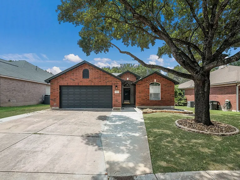 13626 Ashley Oaks — Photo 1
