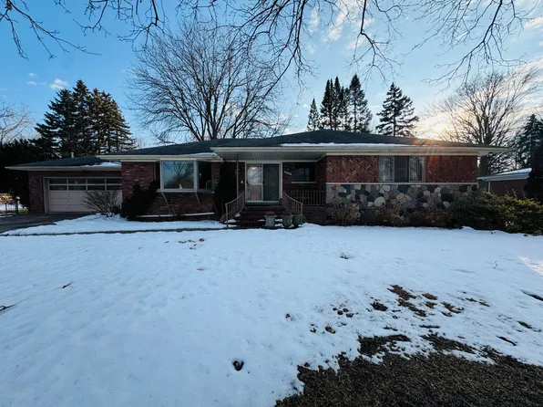 21154 Hale St, Clinton Township, MI 48036