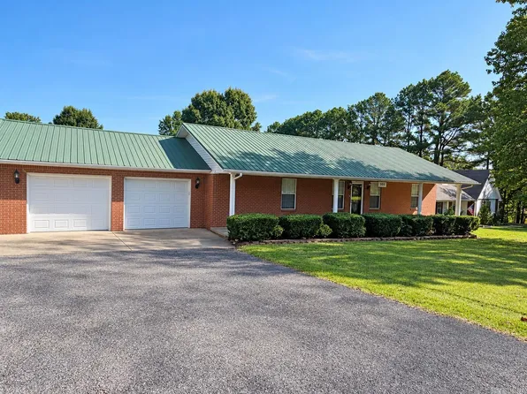 905 W Unity Rd, Paragould, AR 72450