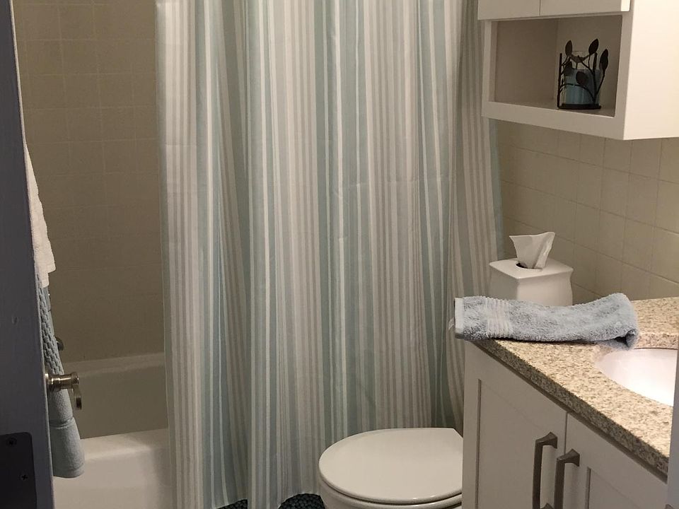 2nd image of 6121 Eastman Ave APT 7C