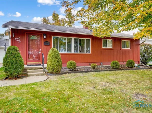 1346 Cranbrook Dr, Maumee, OH 43537