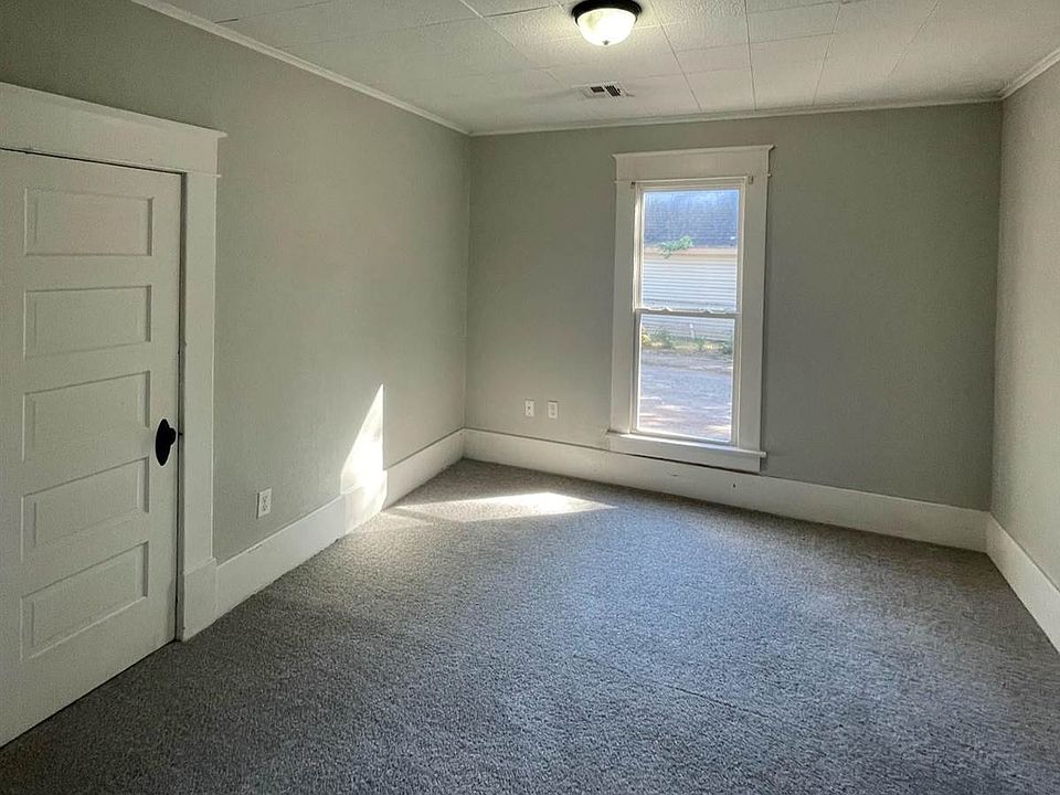 216 S Lowry St, Stillwater, OK 74074 Zillow