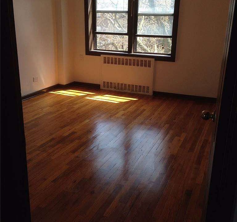 1st image of 14411 Sanford Ave #4K