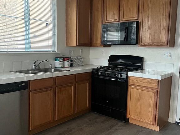 5th image of 564 Picolit Ct