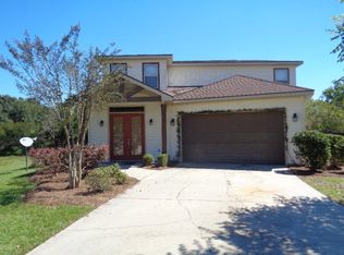 7042 Lake View Dr, Gulf Shores, AL 36542