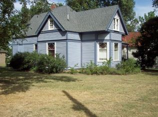 324 W 8th St, Larned, KS 67550