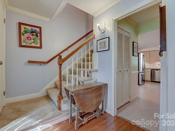 5th image of 6312 Forest Way Dr