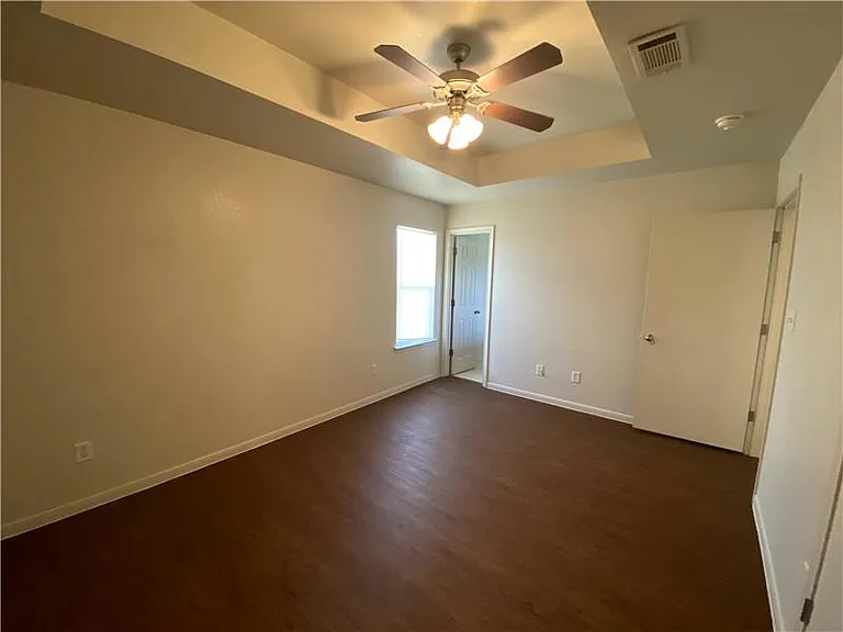 601 Bermuda #B — Photo 19