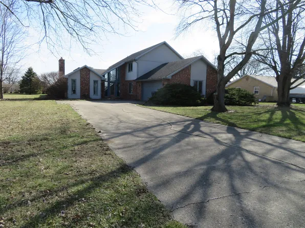 19 S Fairway Dr, Alexandria, IN 46001