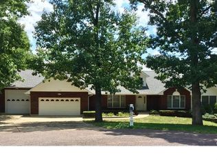 5100 Dominion Dr, Arnold, MO 63010