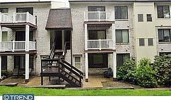 3rd image of 7325 Hilltop Dr