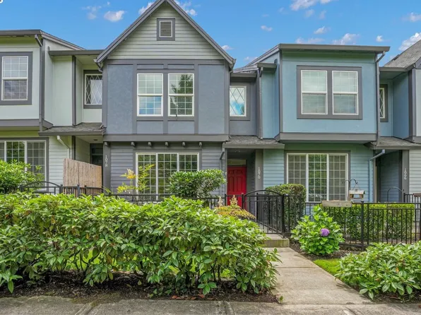 1070 SE Nazomi Ave, Hillsboro, OR 97123