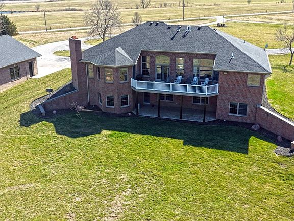 2nd image of 2113 Deer Run Trl