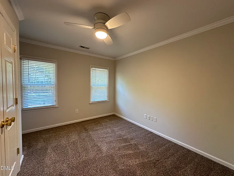 1612 Farmington Grove Dr — Photo 24
