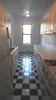 Rented by Goldfarb Properties | media 3