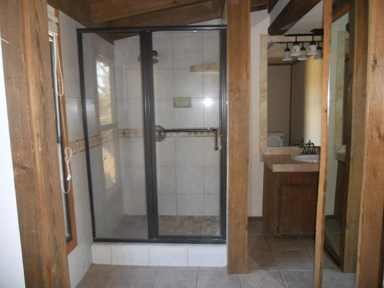 1 Creekwood Cir — Photo 22