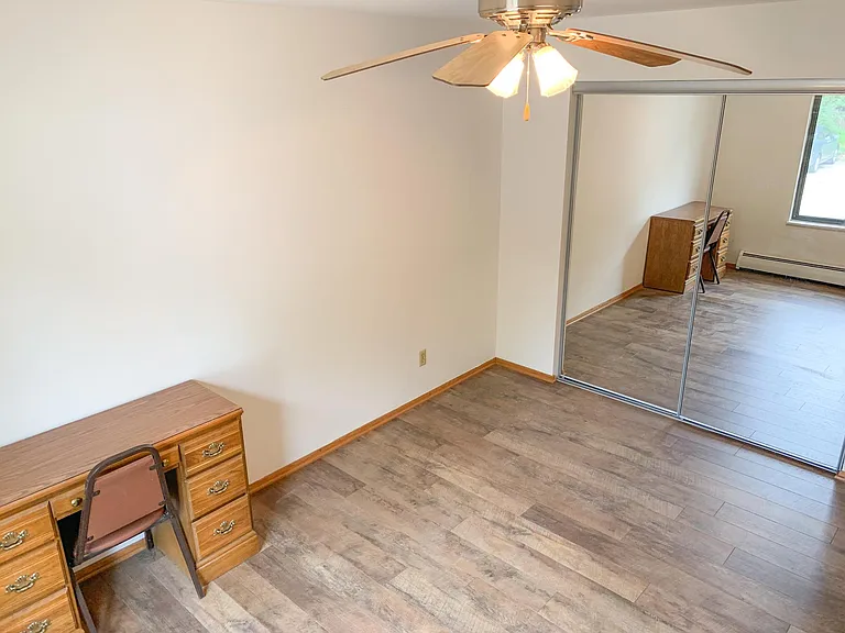 1132 E Johnson St — Photo 20