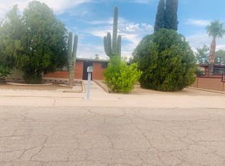 7101 E Eastview Dr, Tucson, AZ 85710