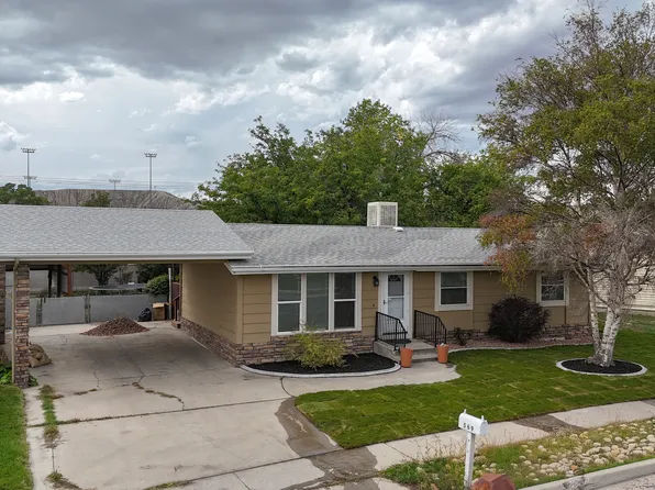 569 N Cottonwood Rd, Price, UT 84501