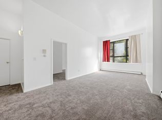 309 W 116th St #2, New York, NY 10026