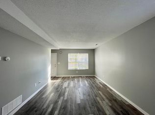 250 E Main St #20-A, Branford, CT 06405