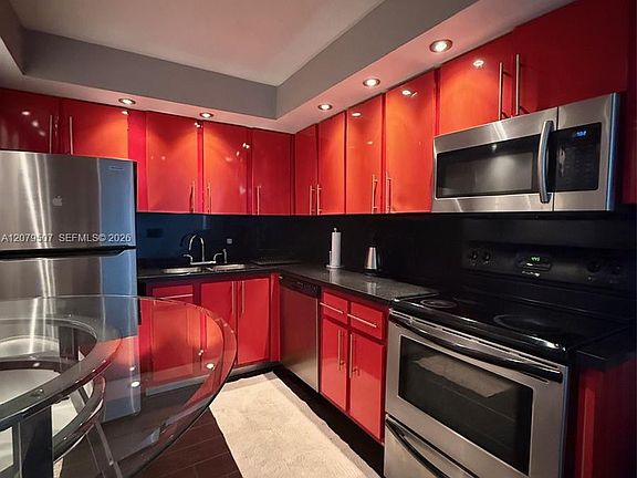 2nd image of 6039 Collins Ave APT 1505