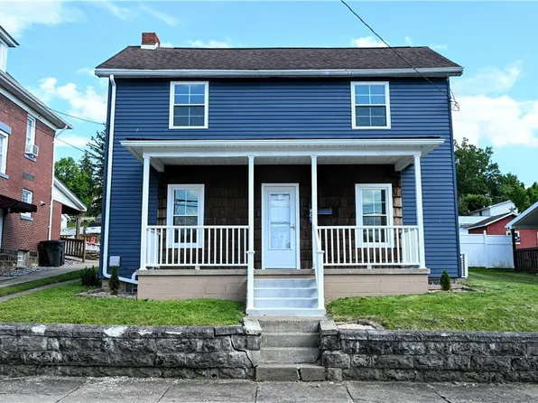 809 Franklin Ave, Connellsville, PA 15425