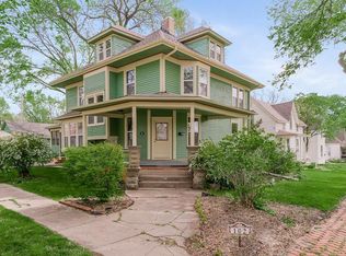 102 E Chippewa St, Paola, KS 66071