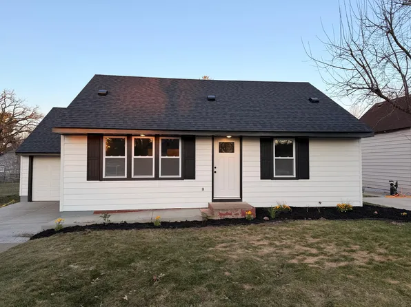 320 Grove St N, Mora, MN 55051