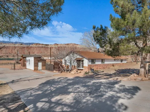 42 N Hidden Valley Rd, Leeds, UT 84746